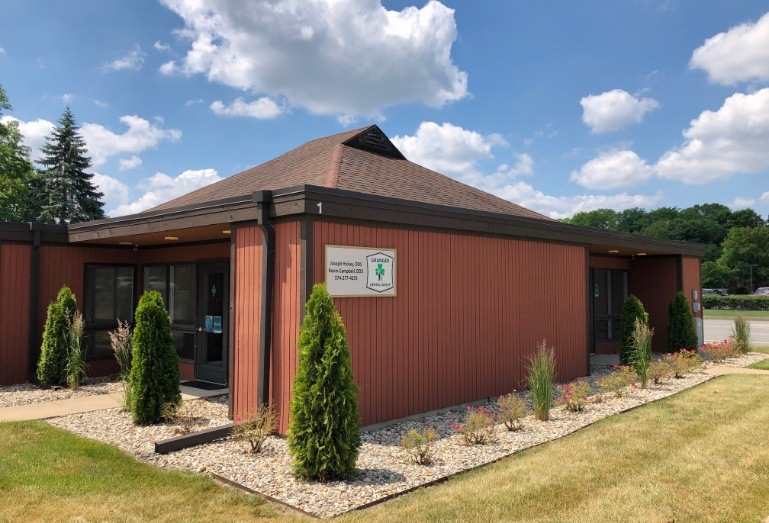 Outside view of Granger dental office